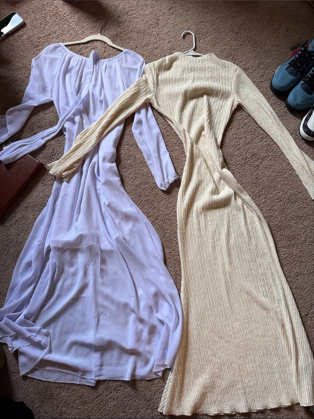 3 dresses Elegant 
 Long Sleeve Ruched Maxi Dress